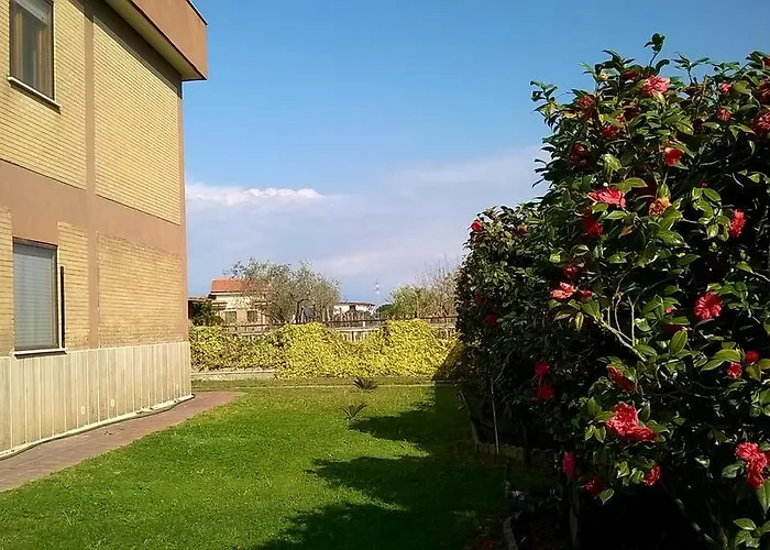 Casa Degli Ulivi Couette-café Nettuno