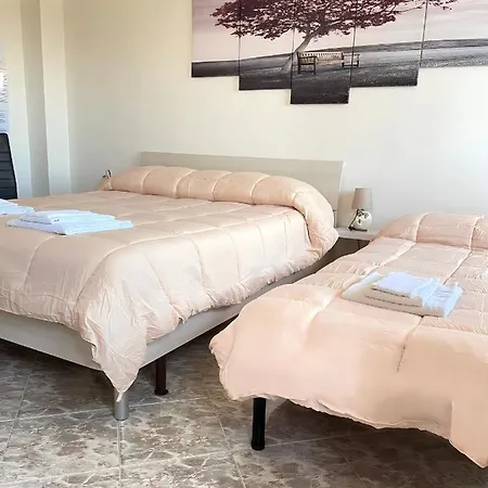 Casa Degli Ulivi Bed and Breakfast 4*