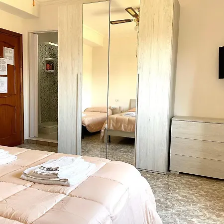 Casa Degli Ulivi Bed & Breakfast Nettuno