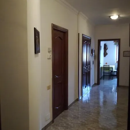 Casa Degli Ulivi 3* Nettuno