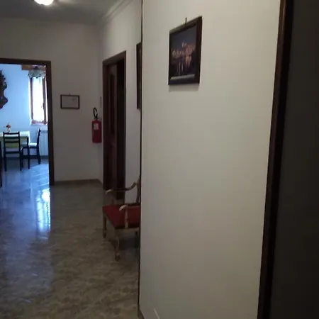 Casa Degli Ulivi Bed and Breakfast Νετούνο