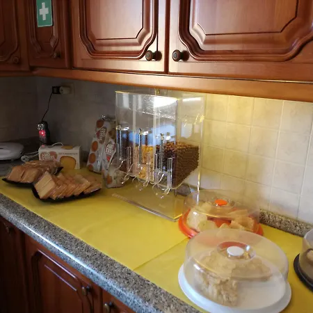 Casa Degli Ulivi 4* Νετούνο